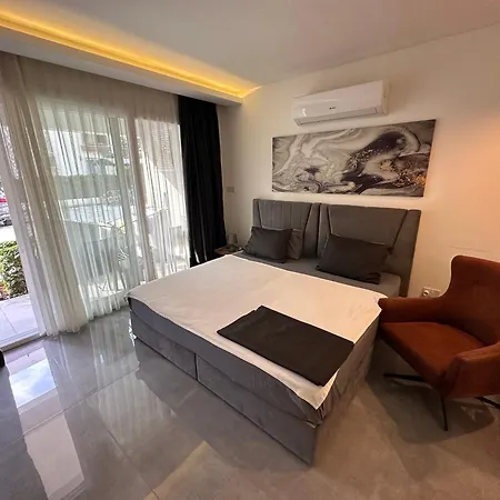 아파트 Lux Courtyard