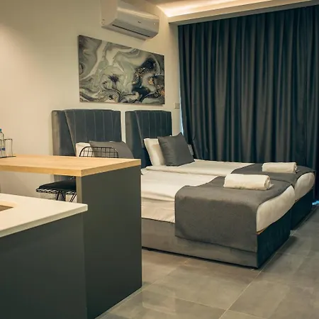 Lux Courtyard 아파트 *